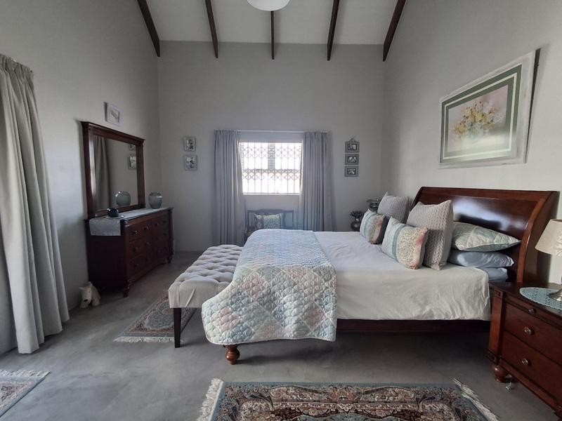 3 Bedroom Property for Sale in Britannia Bay Western Cape